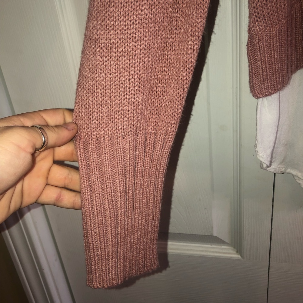 H&M ✨ Layered Sweater - Picture 4 of 4